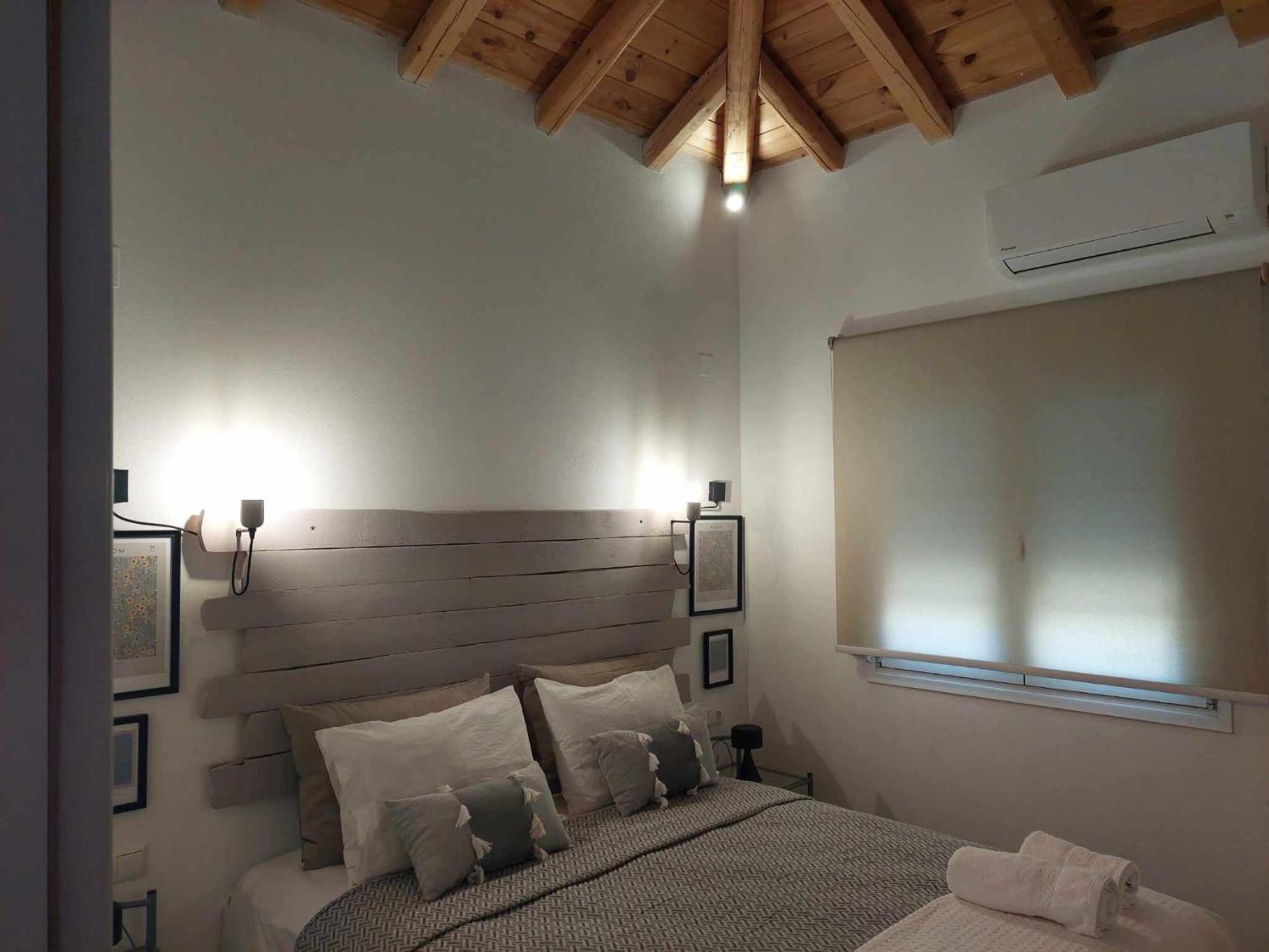 Maya Apartments, Modern And Convenient Apartments With Private Parking Skiathos Town Exterior photo