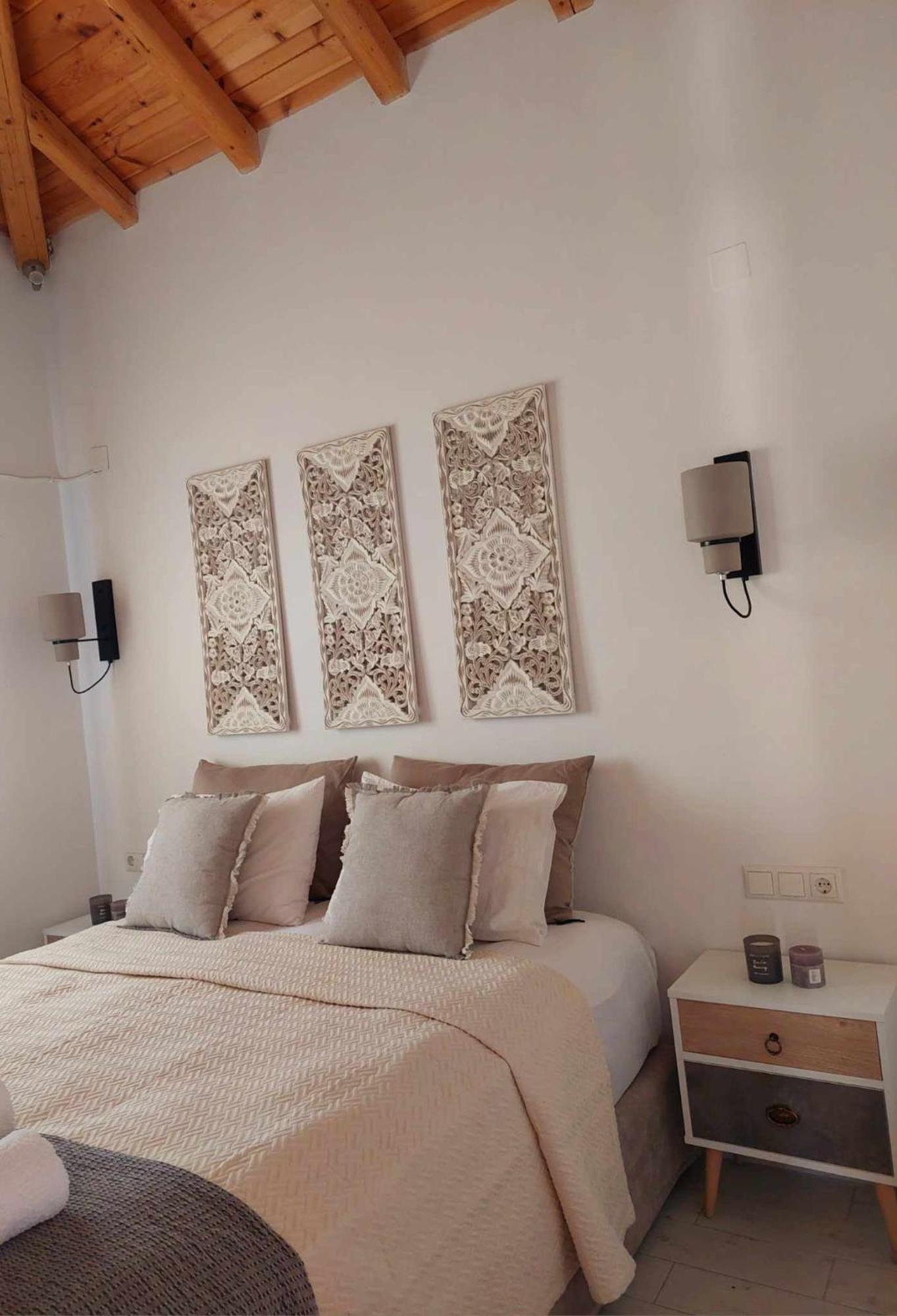 Maya Apartments, Modern And Convenient Apartments With Private Parking Skiathos Town Exterior photo