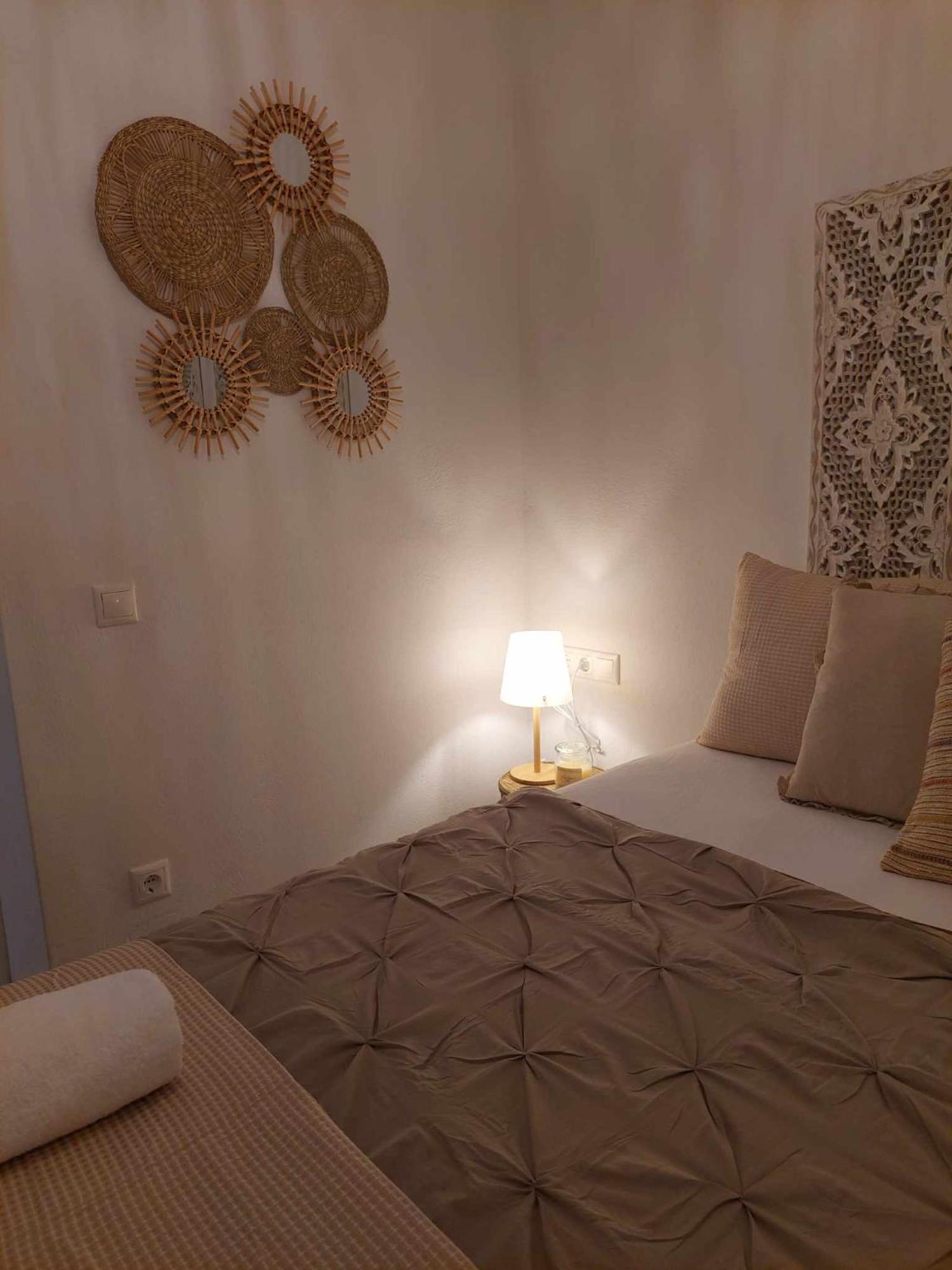 Maya Apartments, Modern And Convenient Apartments With Private Parking Skiathos Town Exterior photo